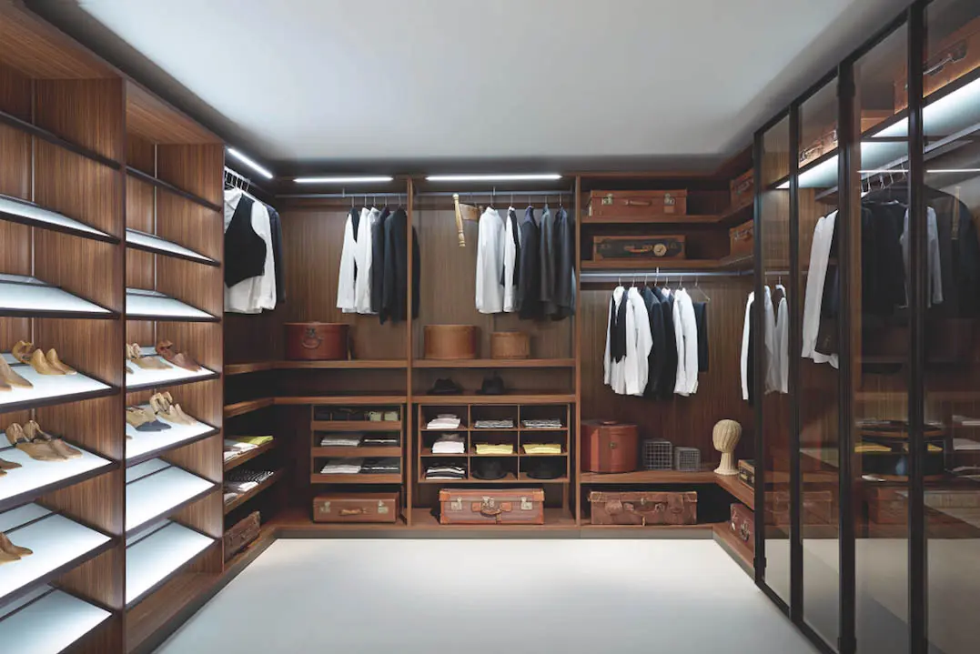 Porro Storage - Go on a Furniture Shopping Tour while enjoying the Italian Lifestyle with Esperiri