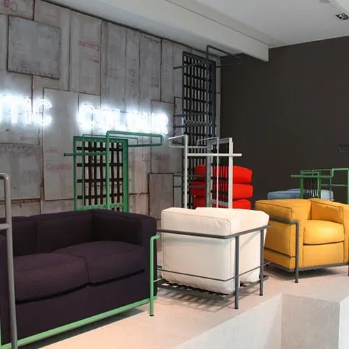Esperiri offers you the services of a Home Personal Shopper for your shopping tour