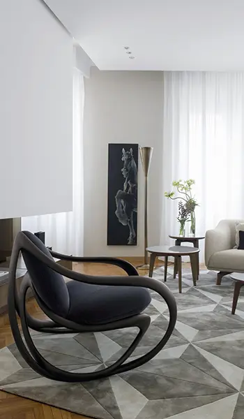 Among the latest in Italian Furniture design, there is Giorgetti that celebrates the Move iconic armchair designed by Raffaella Pugliatti