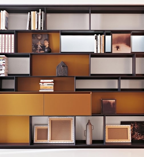 Thickness of the shelves and sides is one of the main features of B&B Italia Flat C.