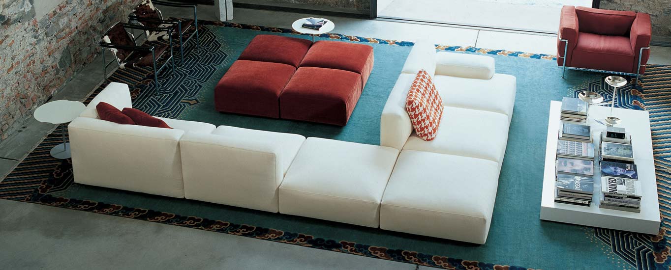 Soft Props sofa designed by Piero Lissoni in white and red fabric