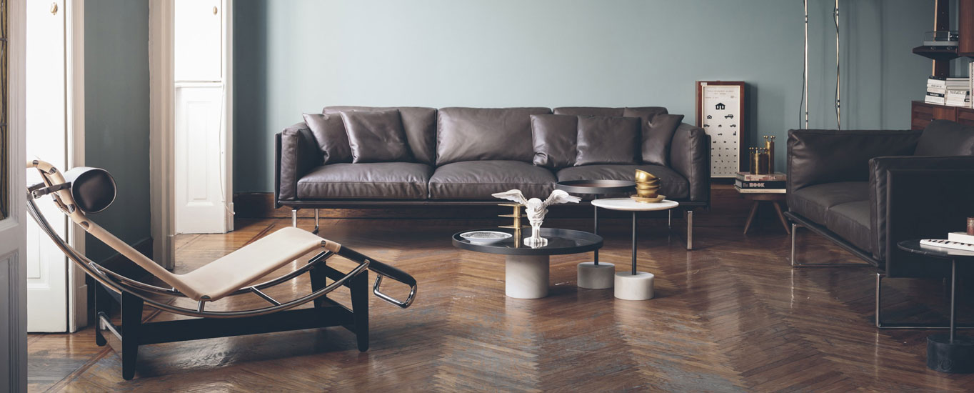 Cassina 202.8 sofa designed by Piero Lissoni in brown leather