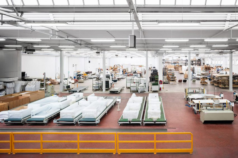 Italian furniture manufacturers in italy and their site production