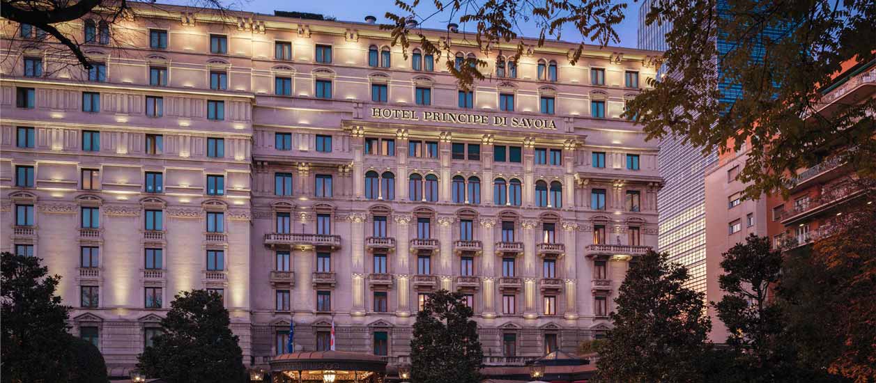 luxury hotels in Milan and Principe di Savoia hotel facade