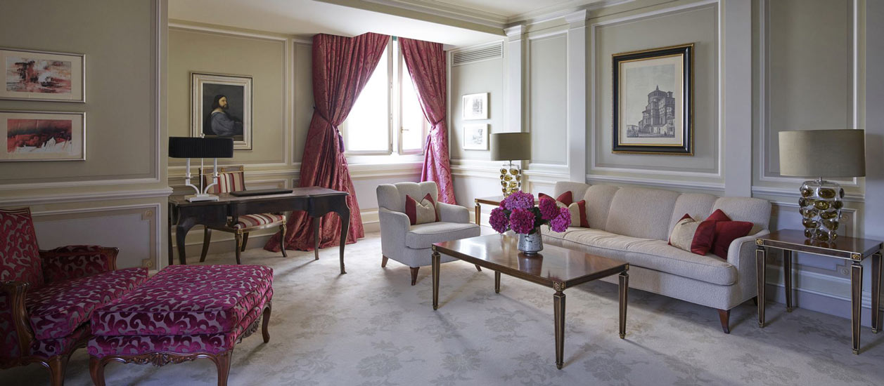 luxury hotels in milan and Principe suite art deco style