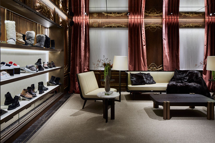 SHOPPING: Louis Vuitton Boutique, Milan, Italy Editorial