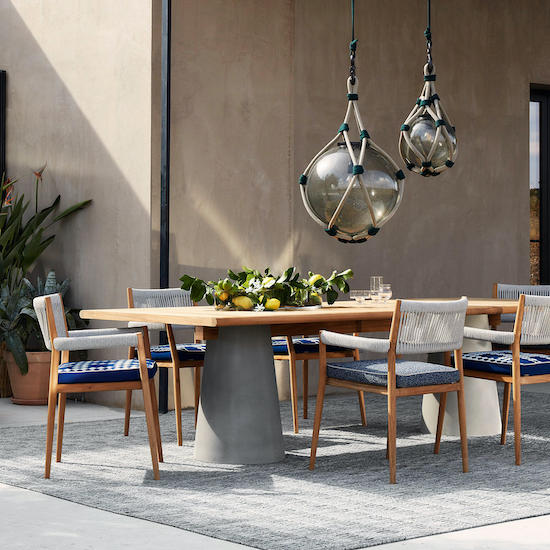 Dining luxury outdoor furniture