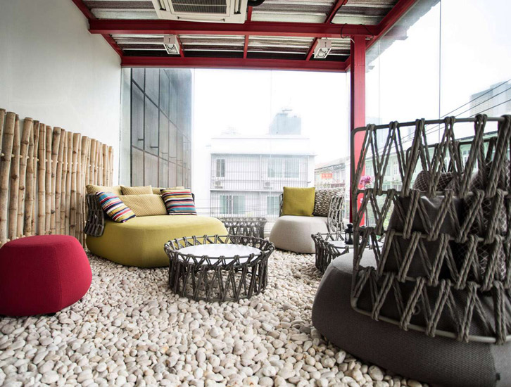Luxury Outdoor Design exhibited in one of the best showroom of Italian Furniture Bangkok