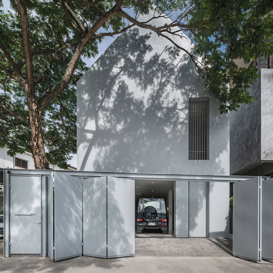 A perfect balance of Forms, The Basic House is designed by One of the Top Interior Design firm in Bangkok