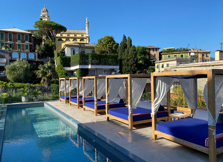 One of the best Boutique Hotels in Italy is Blu di Te House. Outdoor Swimming Pool on the Ligurian Coast