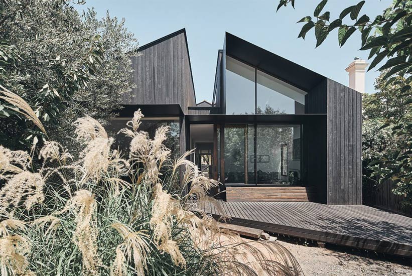 Modernist Exterior of this Melbourne Cottage designed by FMD Architects