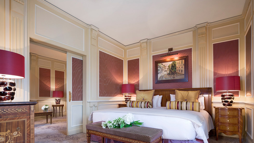 Luxurious furnishings that captures a uniquely classic italian glamour at Hotel Principe di Savoia, one of the most exclusive hotel in our list of the best 5 star hotels in Milan