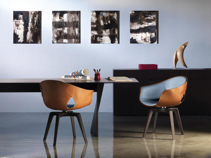 Dining room or Meeting room ideas with Poltrona Frau. Discover the finest italian luxury furniture Sydney has to offer