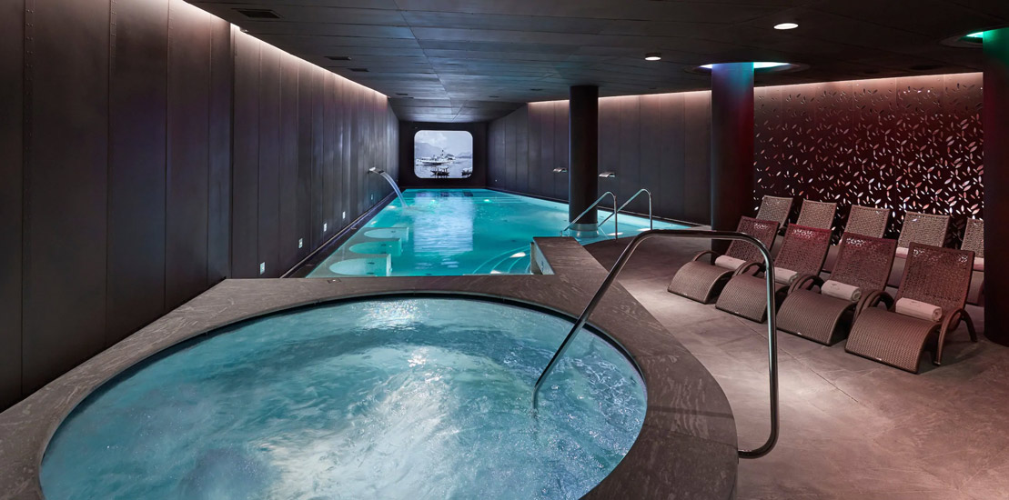 Luxury Lake Spa at Mandarin Oriental Lake Como. Swimming pool experience in a suggestive location with an amazing view.