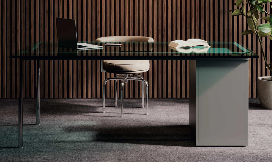 Cassina recently reissued iconic design pieces like LC10 bureau and LC7 chair bu Le Corbusier, Charlotte Perriand and Pierre Jeanneret. Cassina is one of the italian luxury furniture Hong Kong has to offer.