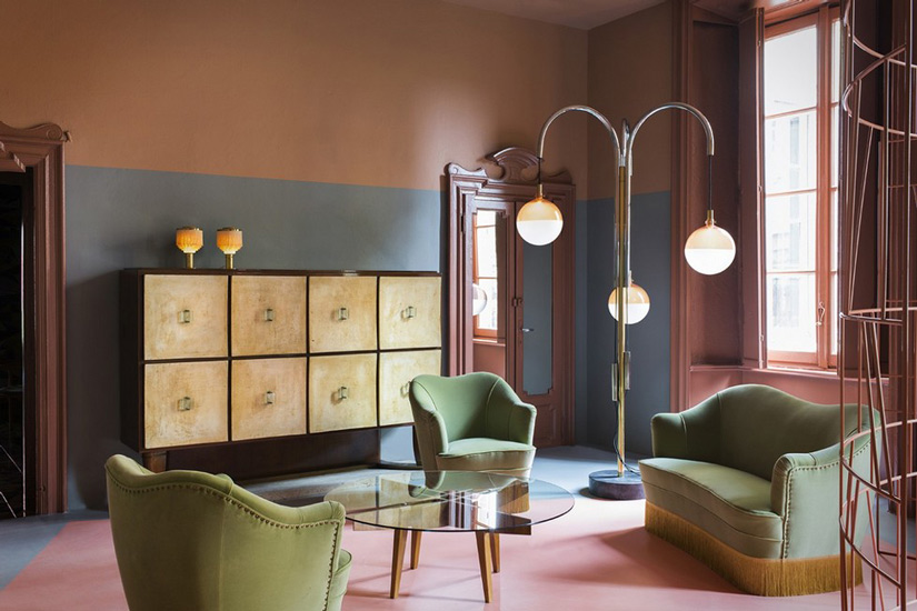 Dimore Gallery is set in an 18th century palazzo and shows several vintage and contemporary furniture objects. Stunning compositions that makes Dimore Gallery one of the top milan galleries to visit.