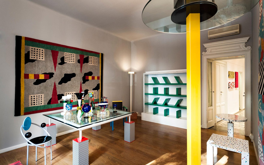 The Memphis-Milano collection exhibited at Post Design Gallery in Milan's Brera District. Discover the top milan galleries with esperiri milano