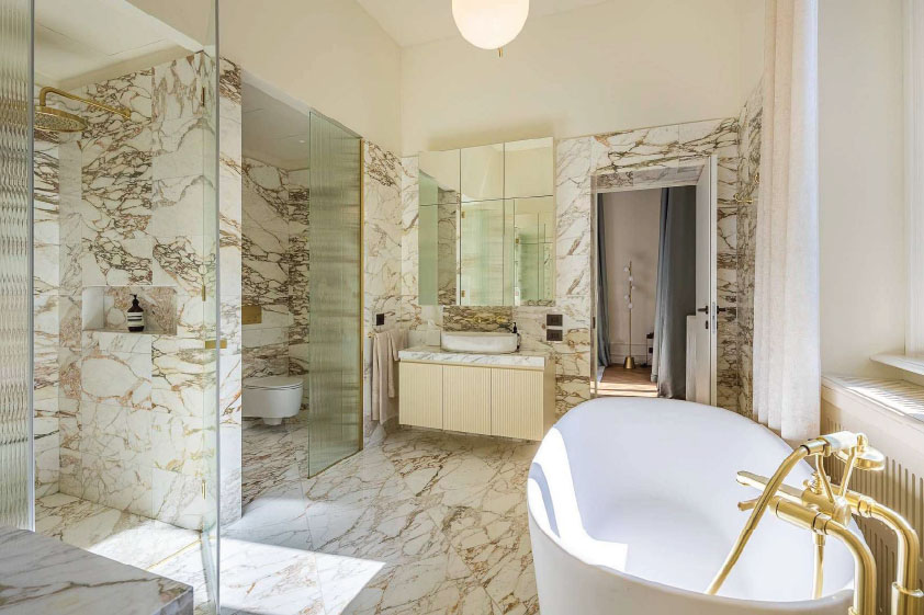 Bathroom of the Menaggio villa