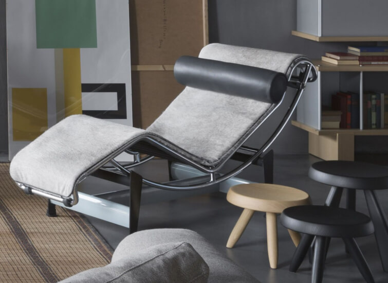 HomeFull365 Le Corbusier LC4 Chaise Lounge Chair Cushion and Strap in  Italian Full Grain Leather : : Hogar y Cocina